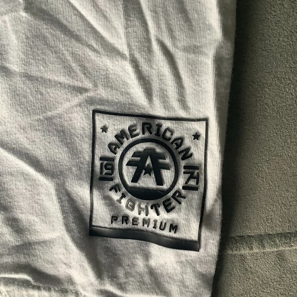 Men's XL American Fighter T-Shirt - Picture 2 of 4